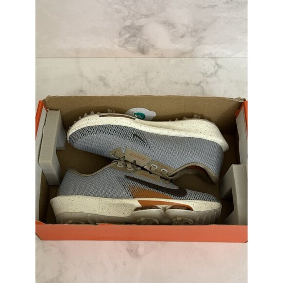 Athletic_Shoes